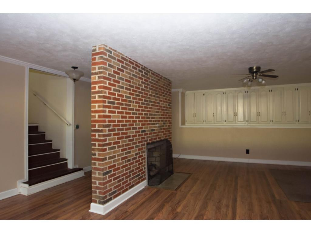 122 Bernie Lewis Road Elizabethton, TN 37643 - Photo 20 of 26 Photo 20