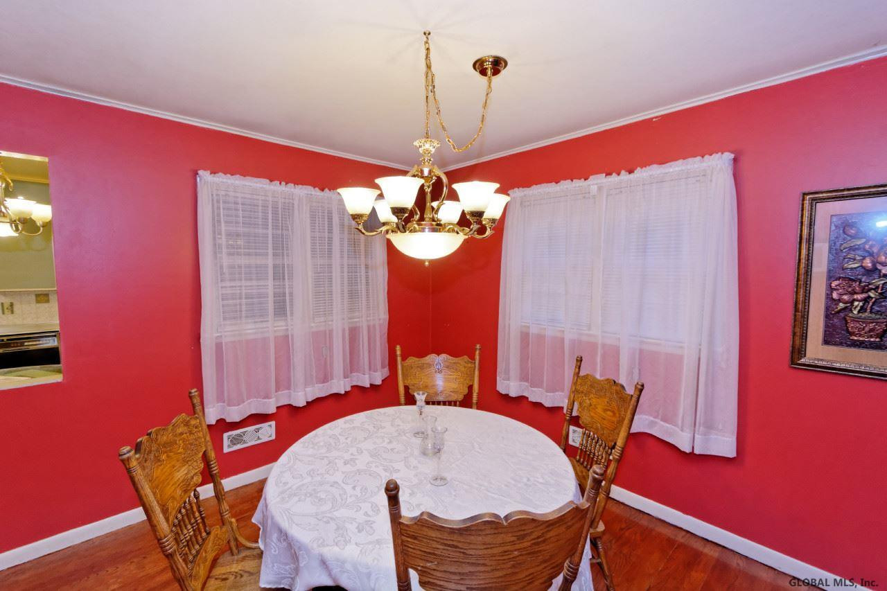 48 Lisha Kill Road Colonie, NY 12205 - Photo 4 of 21 Photo 4