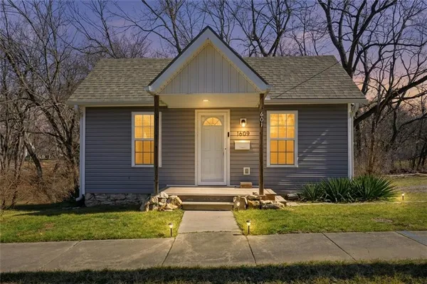 $200,000 | 601 North Lexington Street, Harrisonville, MO 64701