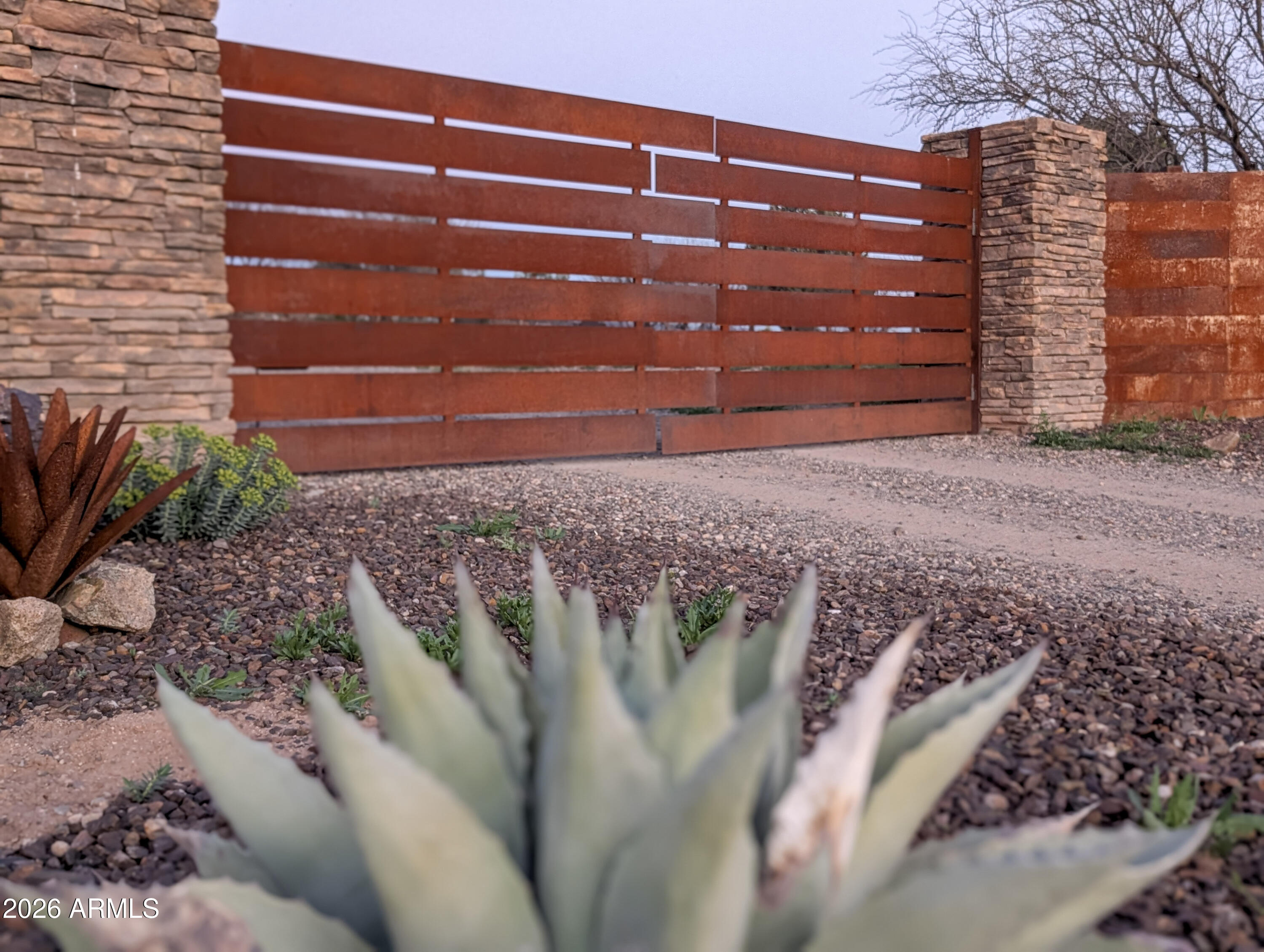 2833 South Old Church Road Camp Verde, AZ 86322 - Photo 91 of 116 Front Gate (2)