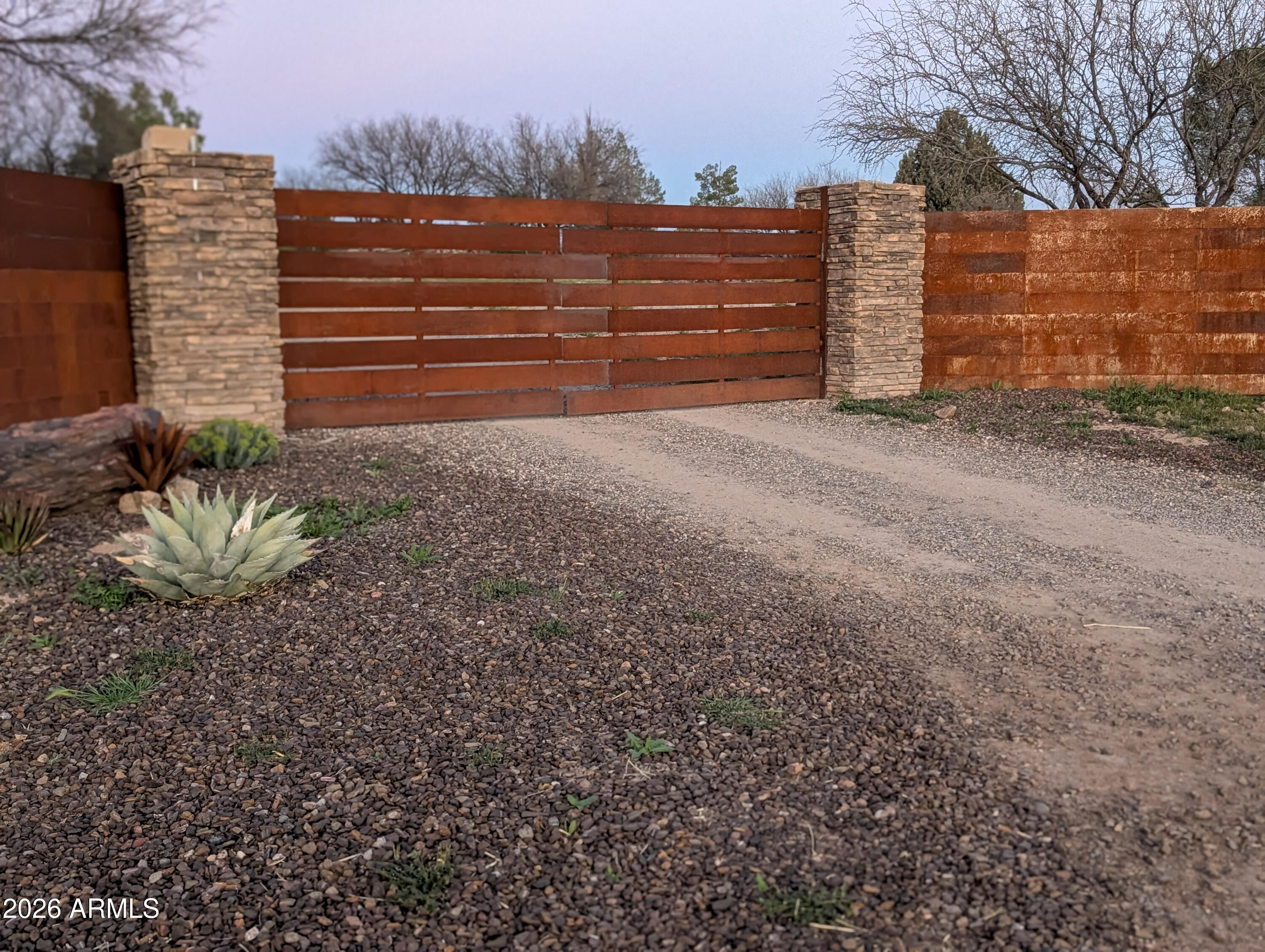 2833 South Old Church Road Camp Verde, AZ 86322 - Photo 98 of 116 Front Gate (3)