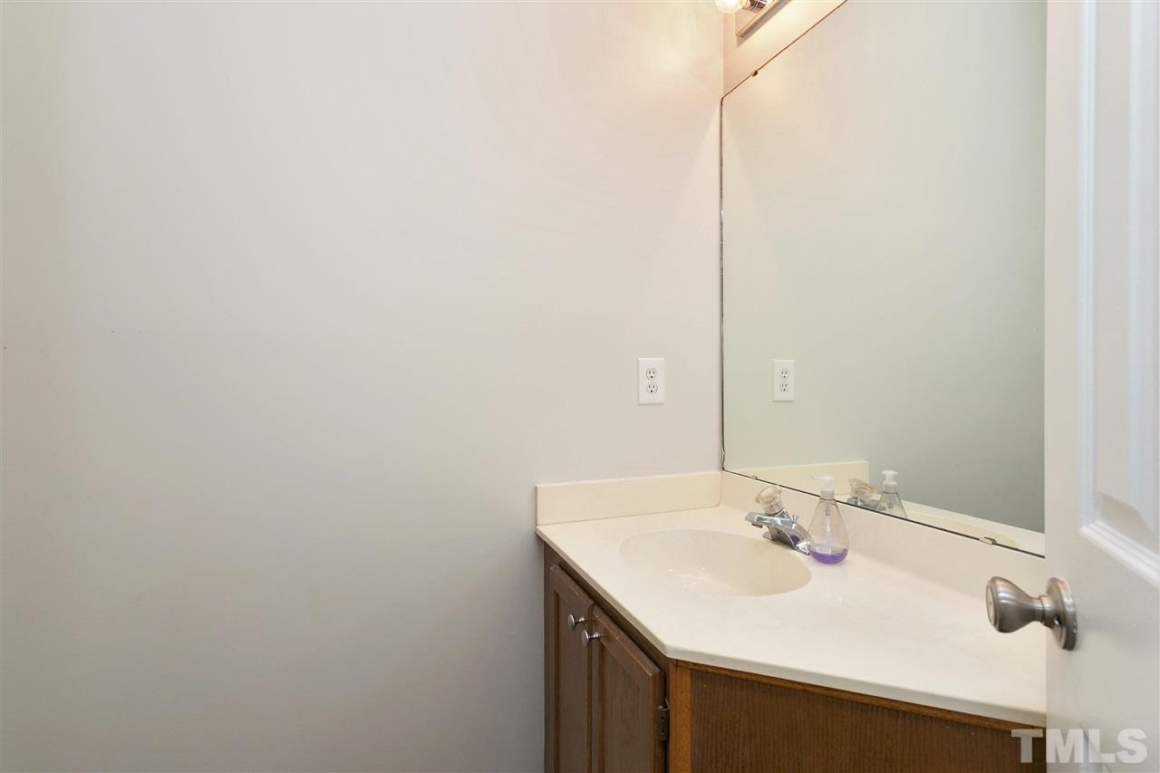 2954 Faversham Place Raleigh, NC 27604 - Photo 15 of 26