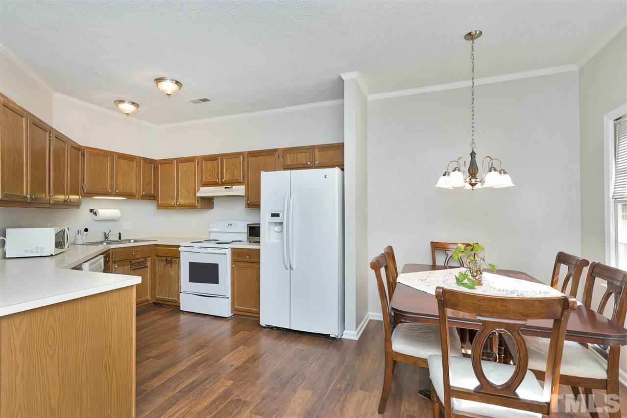 2954 Faversham Place Raleigh, NC 27604 - Photo 9 of 26