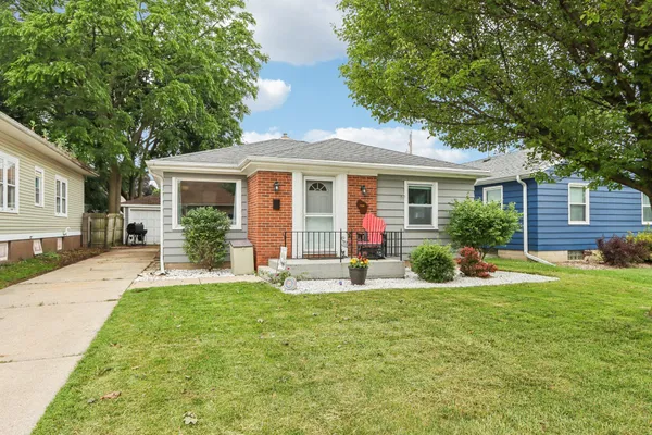 $235,000 | 1104 Lathrop Avenue, Racine, WI 53405