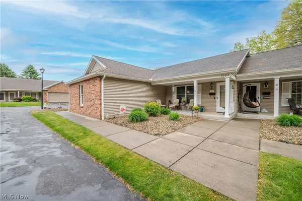 $230,000 | 7062 West Boulevard, Unit 1, Youngstown, OH 44512