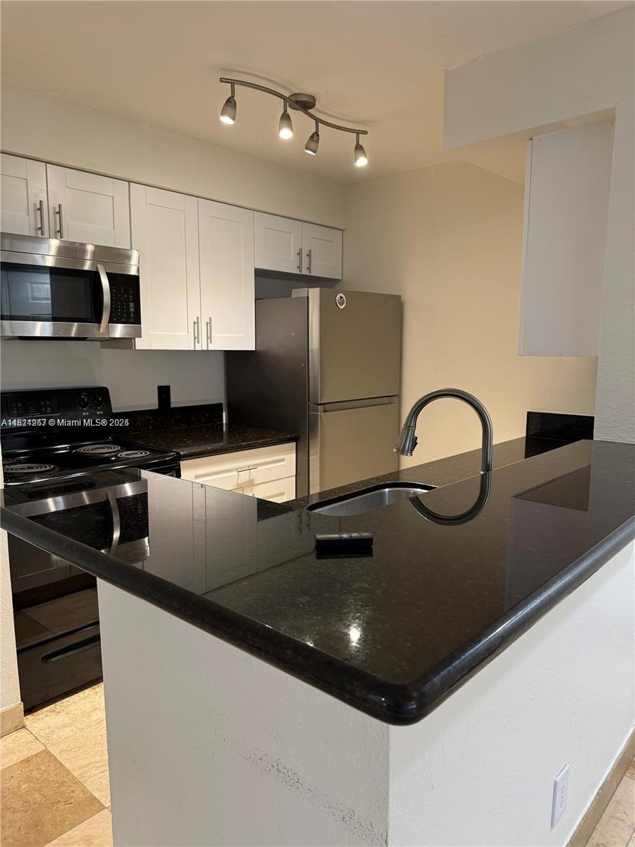 2986 South University Drive, Unit 8107 Davie, FL 33328 - Photo 8 of 9