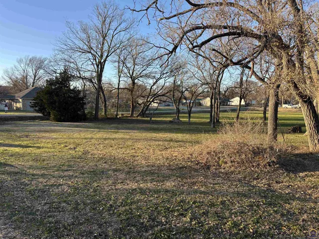 $133,900 | 421 Walnut Street, Cottonwood Falls, KS 66845