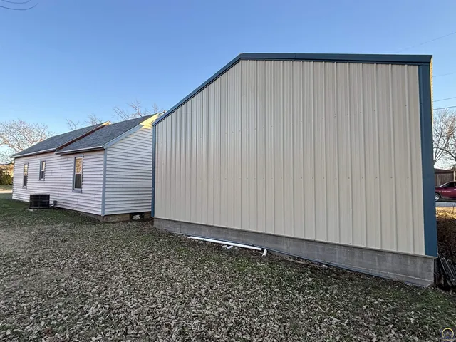 $133,900 | 421 Walnut Street, Cottonwood Falls, KS 66845