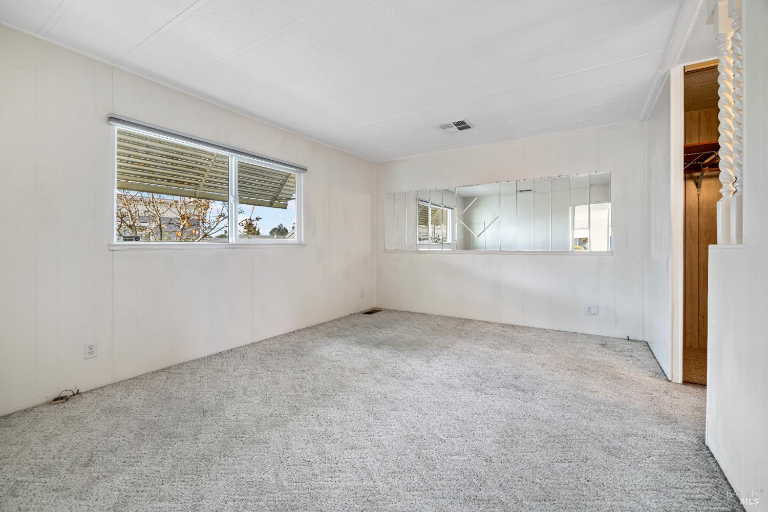 58 Círculo Puerto Rohnert Park, CA 94928 - Photo 18 of 30 an empty room with windows