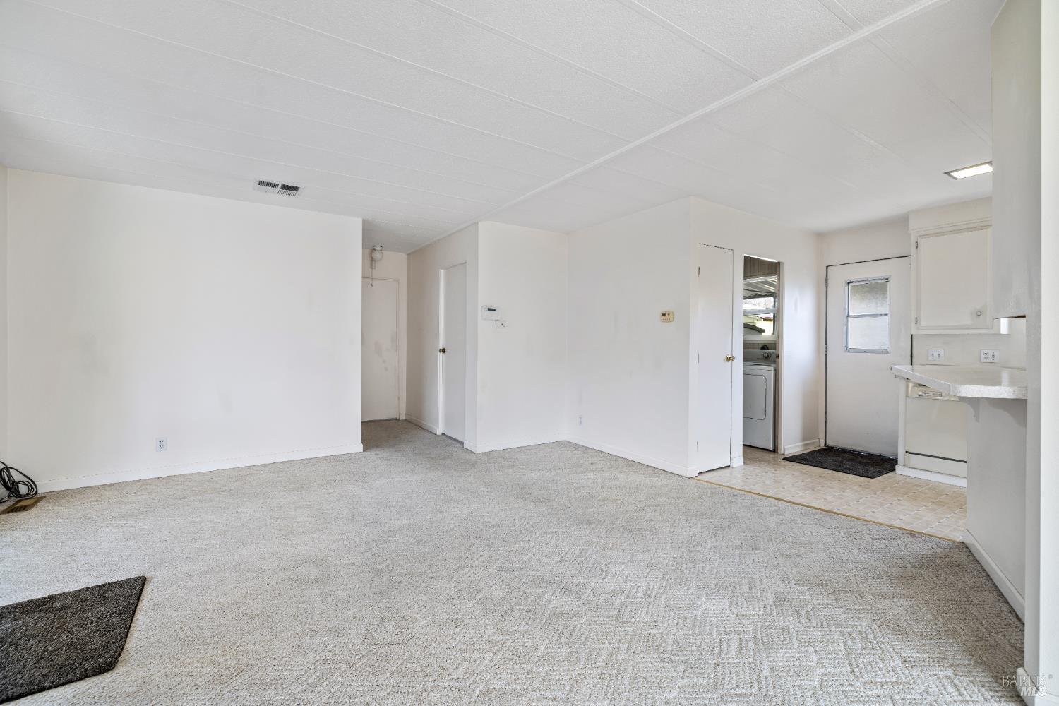 58 Círculo Puerto Rohnert Park, CA 94928 - Photo 4 of 30 a view of empty room