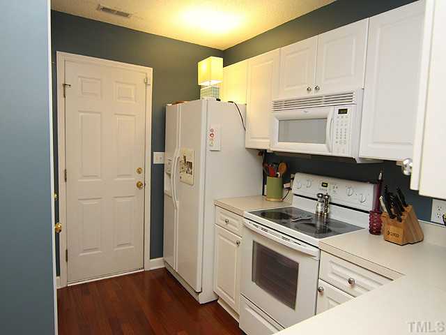 2005 Persimmon Ridge Drive Raleigh, NC 27604 - Photo 7 of 18