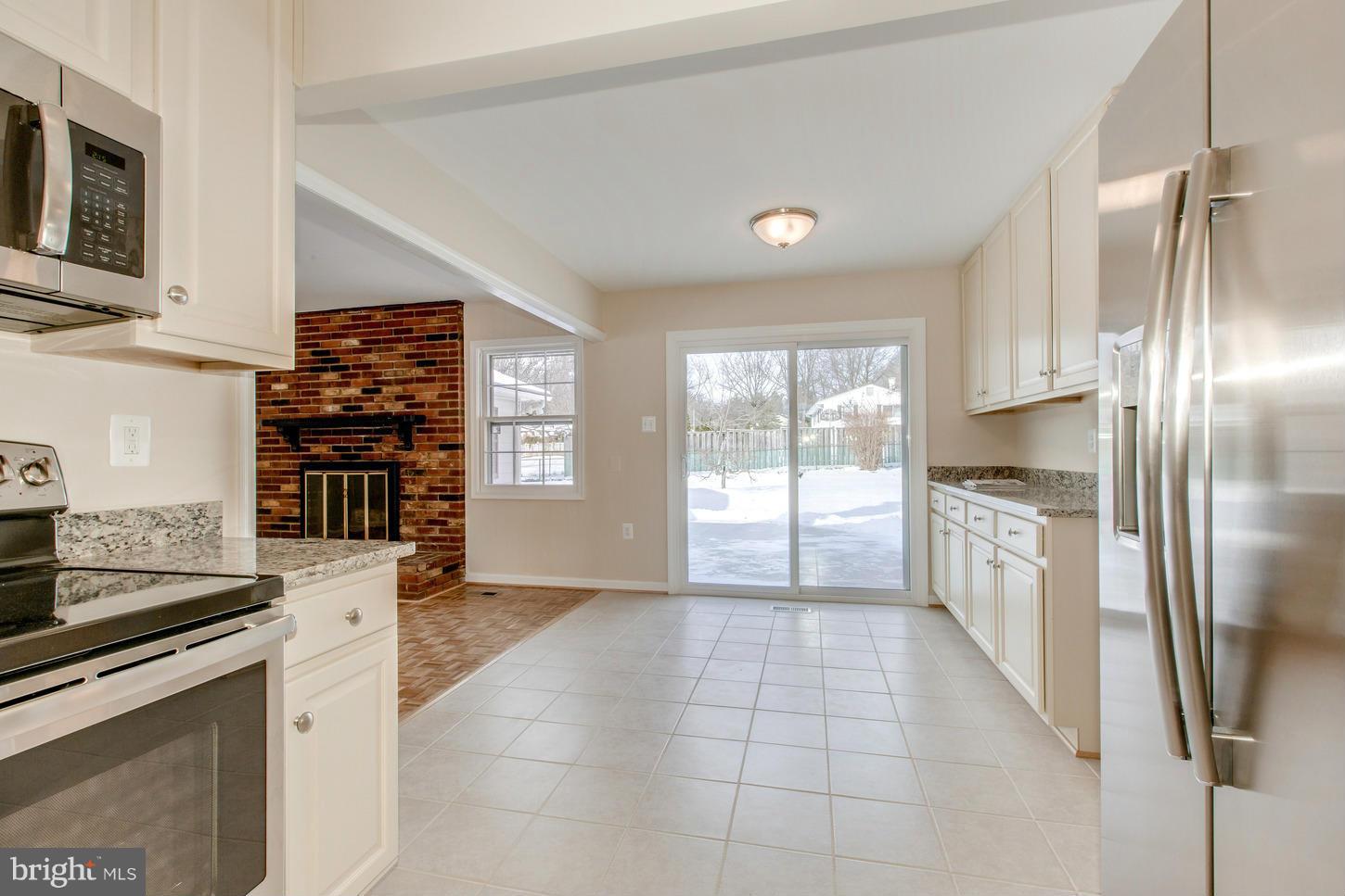 3101 Birchtree Lane Silver Spring, MD 20906 - Photo 6 of 29 Kitchen with Tablespace