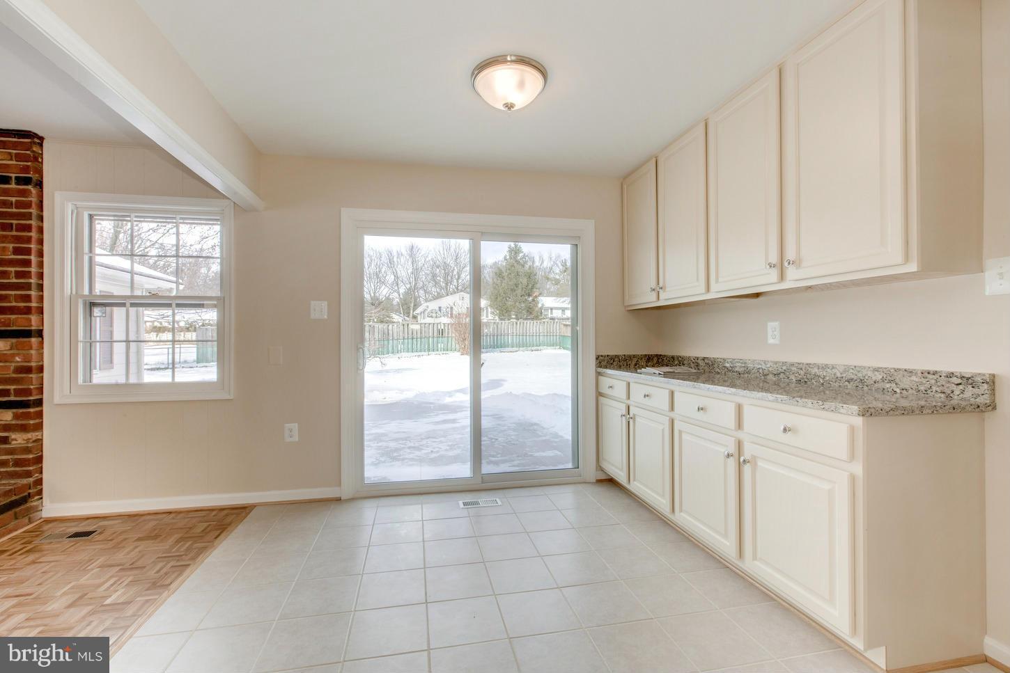 3101 Birchtree Lane Silver Spring, MD 20906 - Photo 7 of 29 Kitchen with Tablespace
