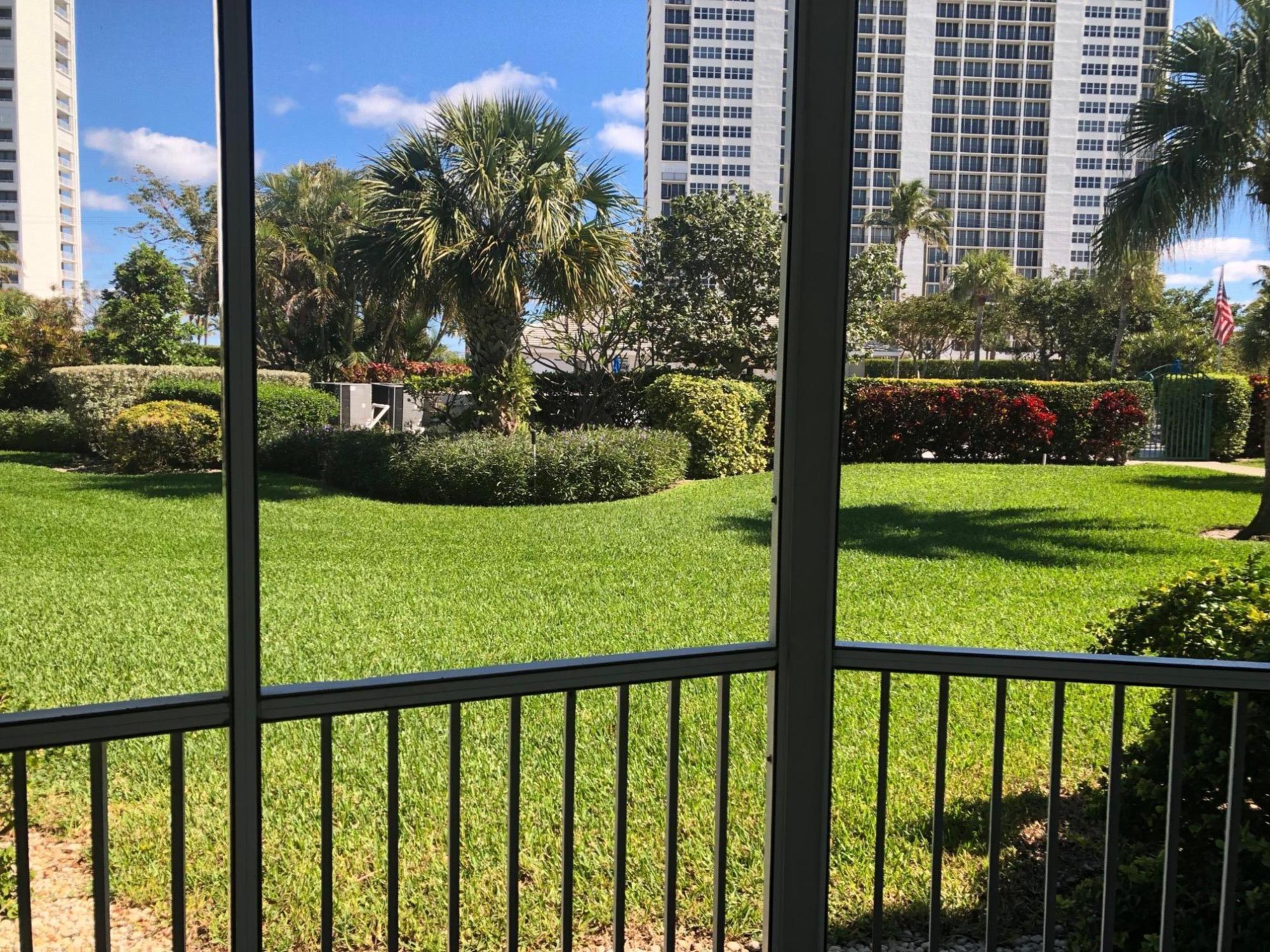 2730 Banyan Road, Unit B3 Boca Raton, FL 33432 - Photo 12 of 18 Garden view