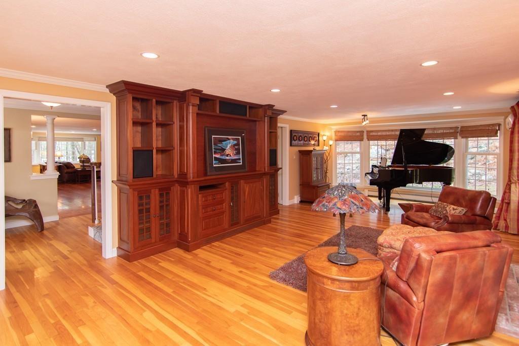 71 Harrington Ridge Road Sherborn, MA 01770 - Photo 13 of 42 Gallery Image 13