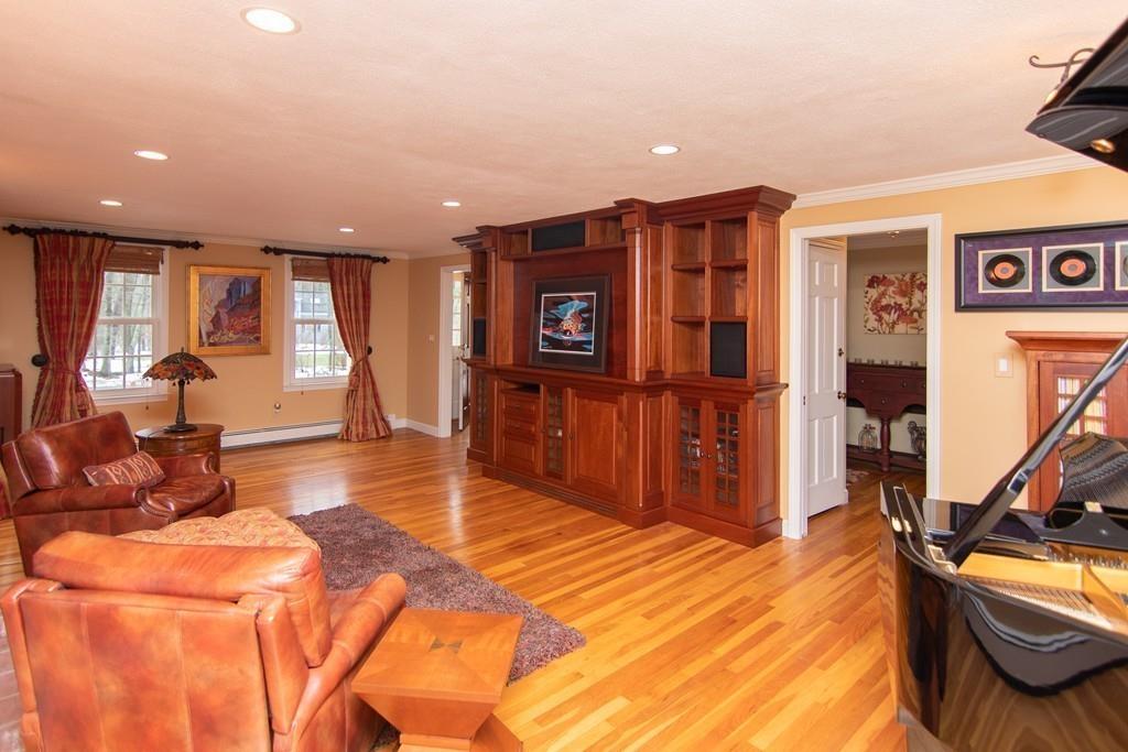 71 Harrington Ridge Road Sherborn, MA 01770 - Photo 16 of 42 Gallery Image 16