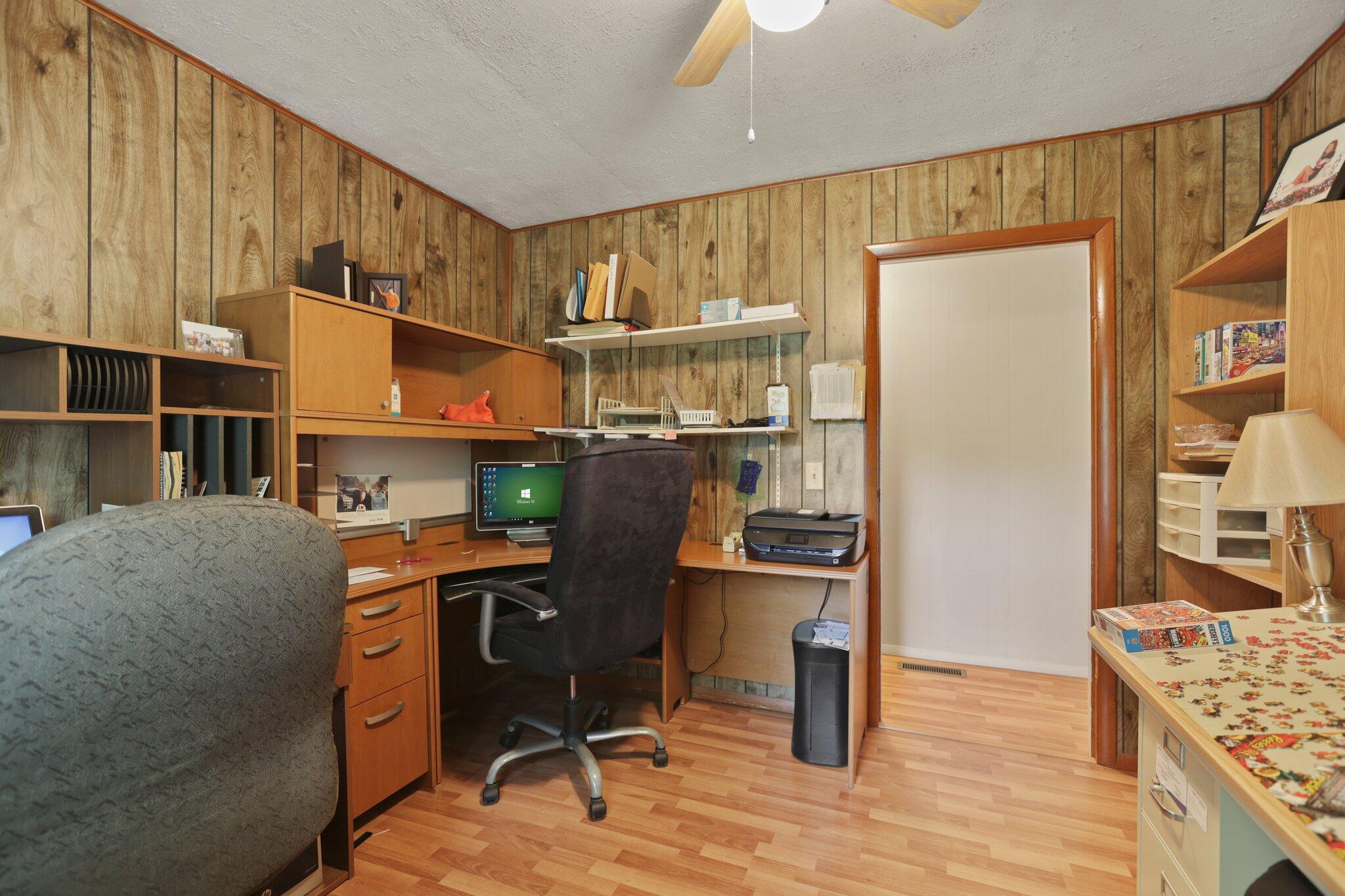 299 Narrows Road Chillicothe, OH 45601 - Photo 13 of 33 6-web-or-mls-0V3A7962