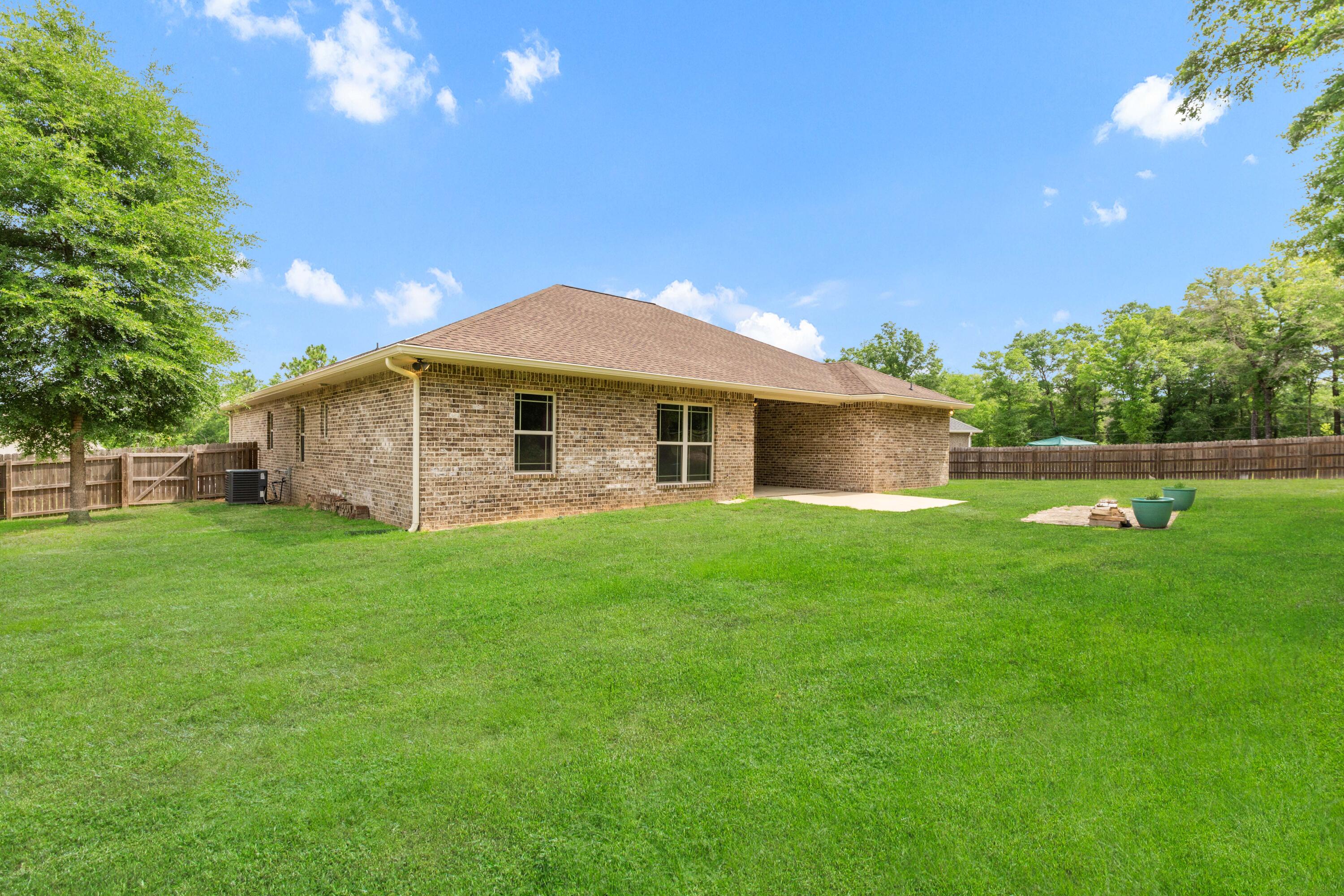 6437 Amanda Court Crestview, FL 32536 - Photo 33 of 41 147A9433