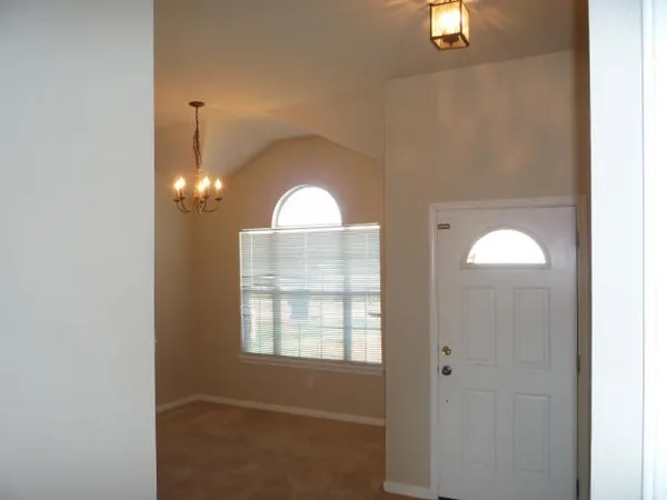 $1,850 | 102 Aguilar Drive, Hutto, TX 78634