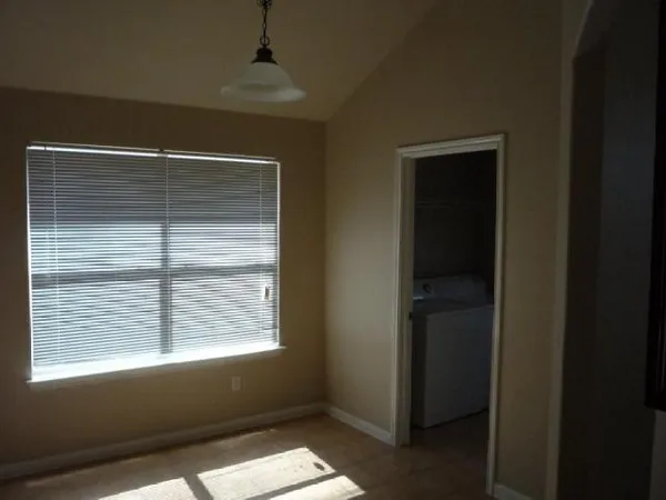 $1,850 | 102 Aguilar Drive, Hutto, TX 78634