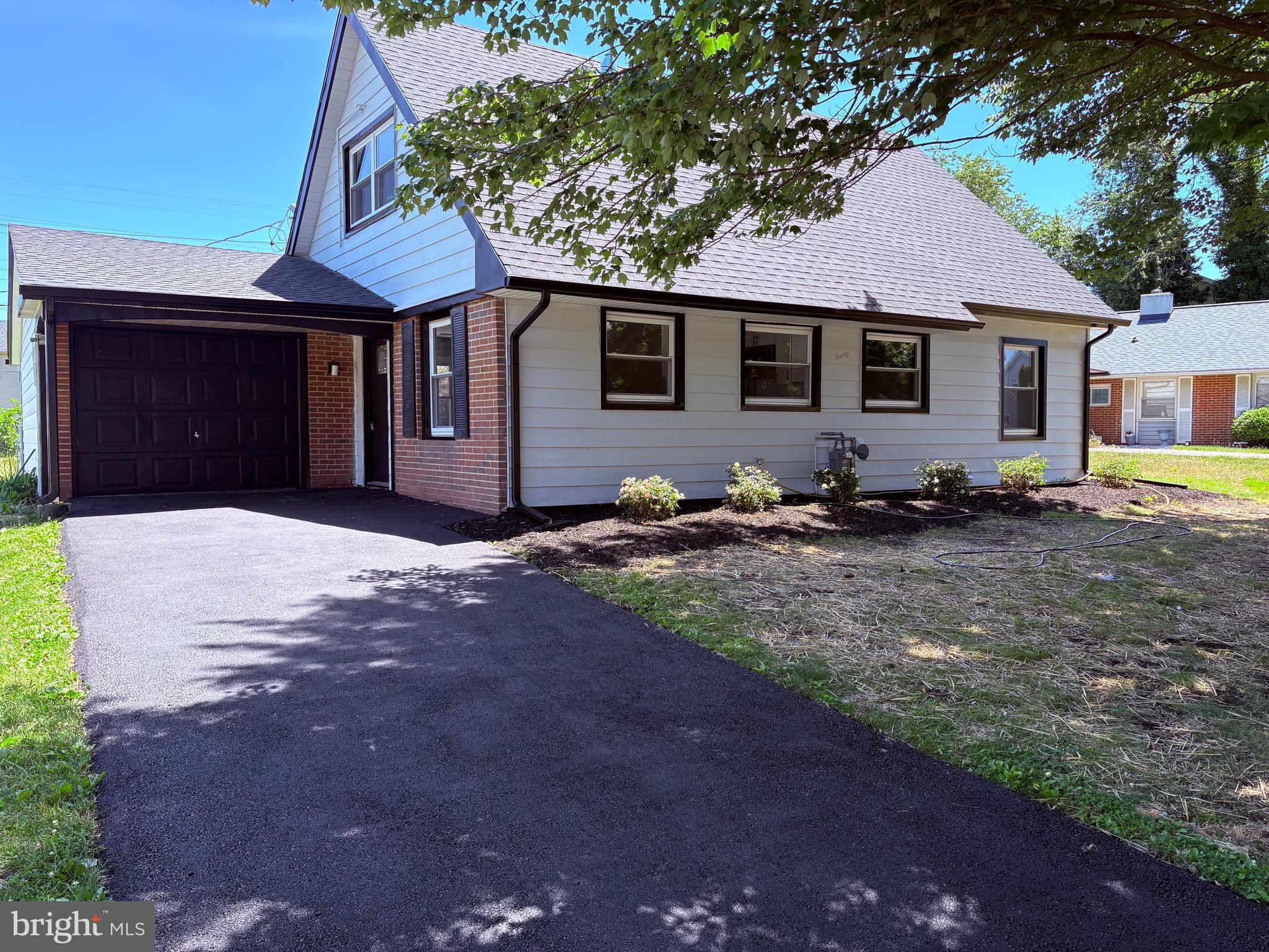 20 Miniature Lane Willingboro, NJ 08046 - Photo 1 of 29 Front Exterior