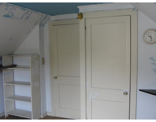 25 Warren Road Auburn, MA 01501 - Photo 13 of 23 Gallery Image 13