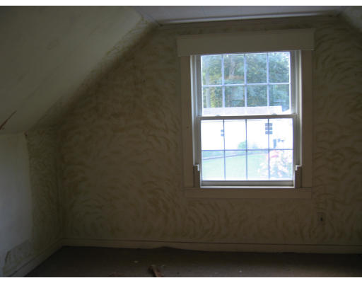 25 Warren Road Auburn, MA 01501 - Photo 14 of 23 Gallery Image 14