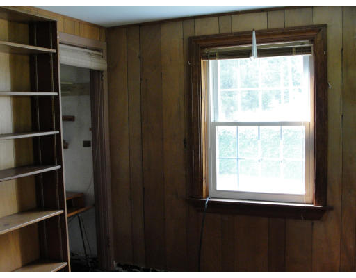 25 Warren Road Auburn, MA 01501 - Photo 8 of 23 Gallery Image 8