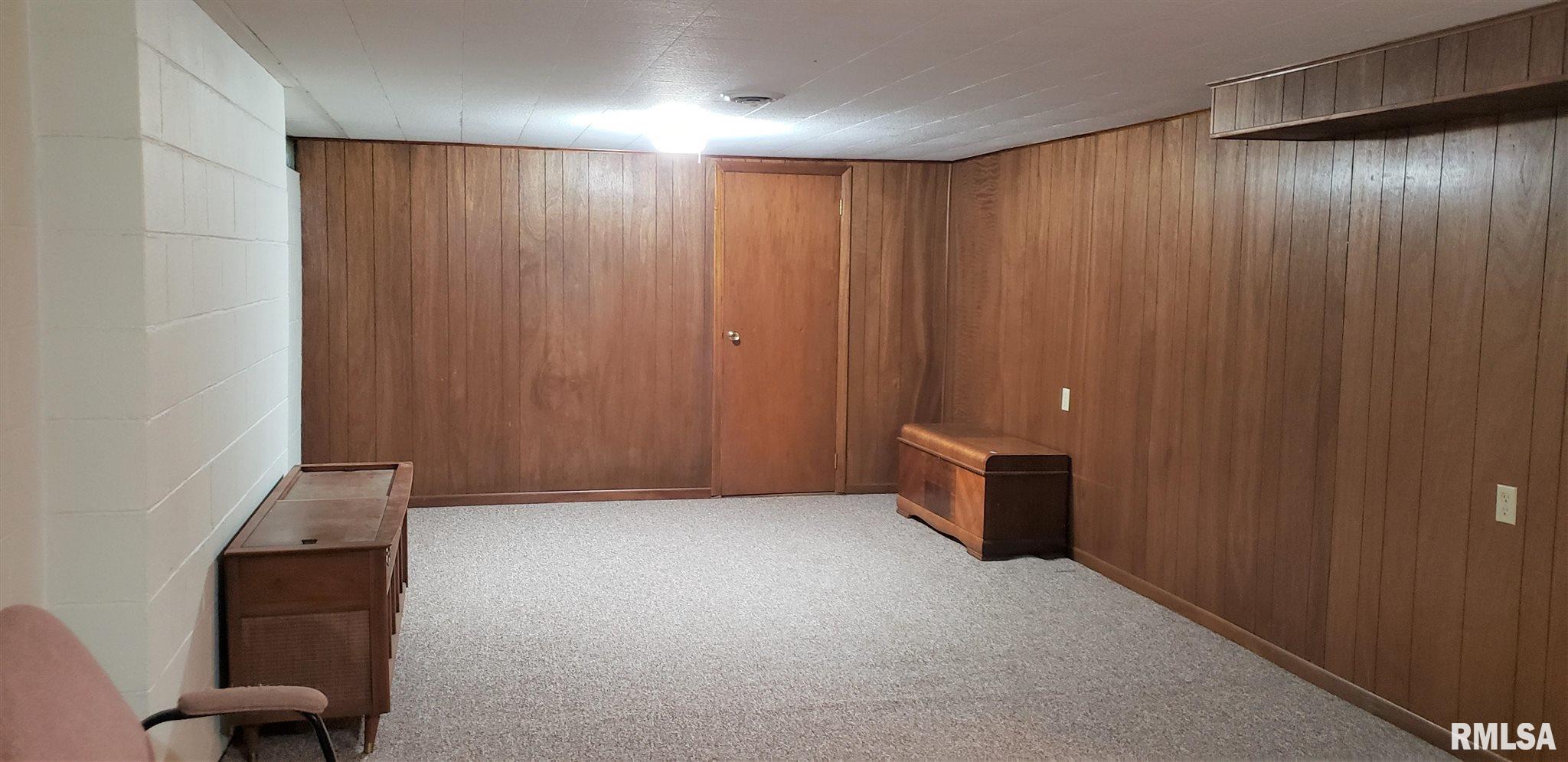 4501 Jersey Ridge Road Davenport, IA 52807 - Photo 13 of 19 Gallery Image 13