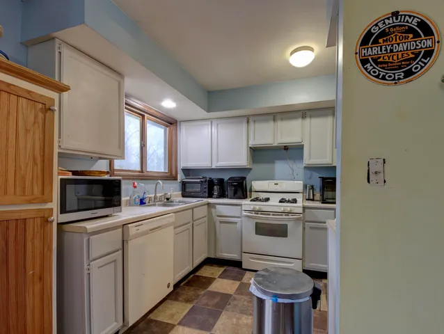 $224,000 | 5939 West Van Gogh Trail, La Porte, IN 46350