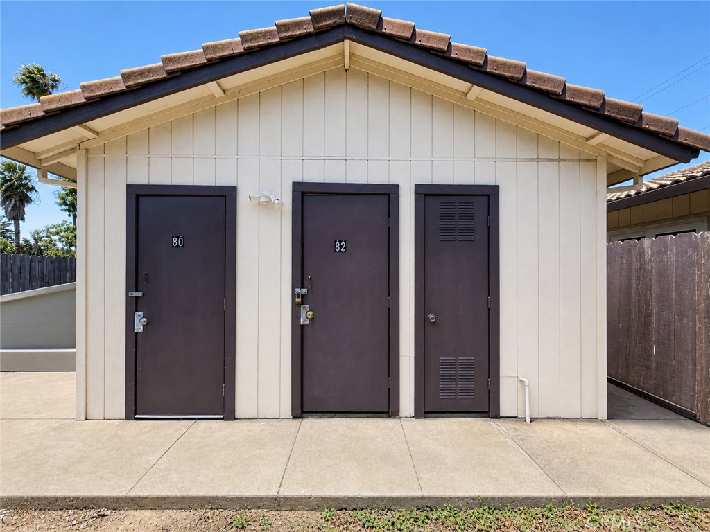 2180 Bellevue Road Atwater, CA 95301 - Photo 31 of 31 a front view of a house