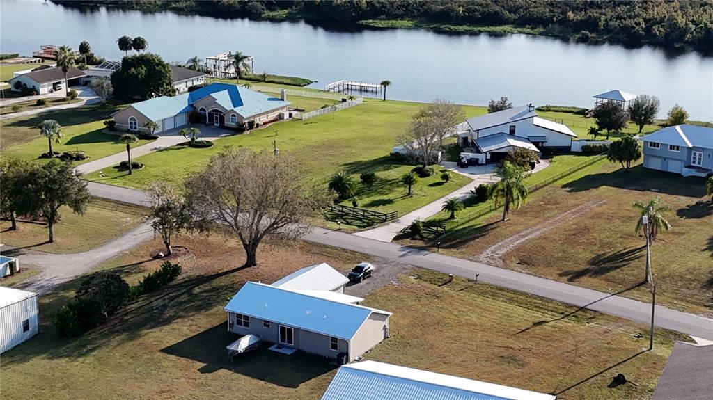 14216 Southwest 144th Parkway Okeechobee, FL 34974 - Photo 6 of 68