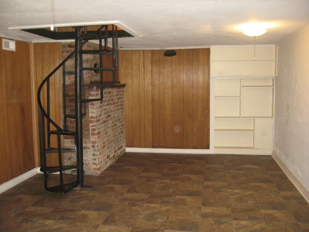 246 Sinking Springs Road Bristol, TN 37620 - Photo 18 of 32 Photo 18