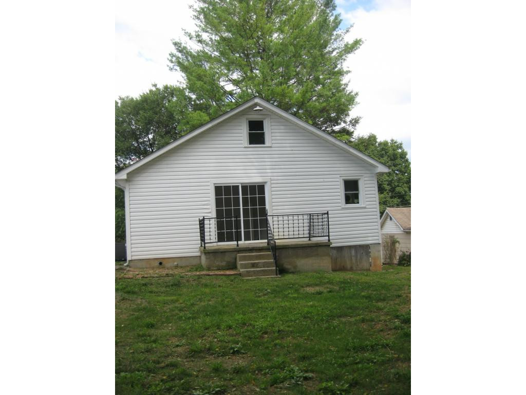 246 Sinking Springs Road Bristol, TN 37620 - Photo 27 of 32 Photo 27