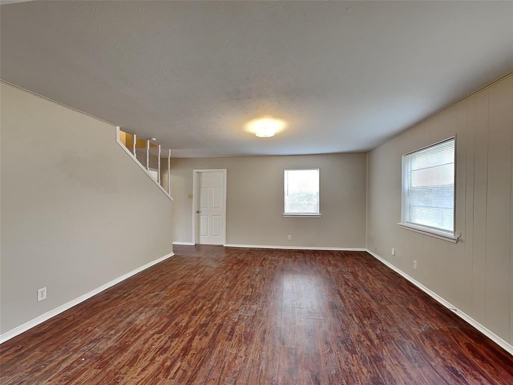 329 Deer Creek Road Everman, TX 76140 - Photo 2 of 19