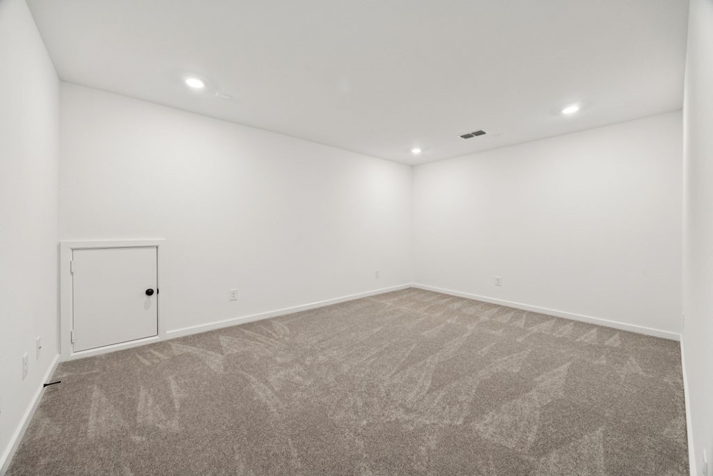 8922 Riverton Rdg Road Cypress, TX 77433 - Photo 18 of 25 a view of an empty room