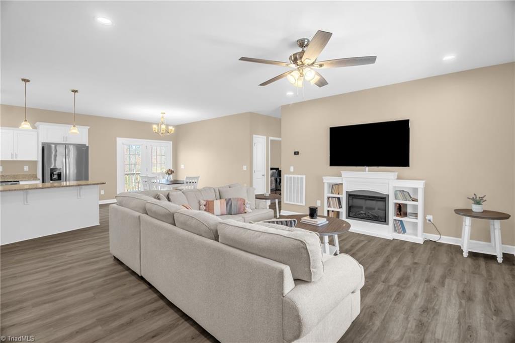 3643 Buffalo Ford Road Asheboro, NC 27205 - Photo 4 of 30