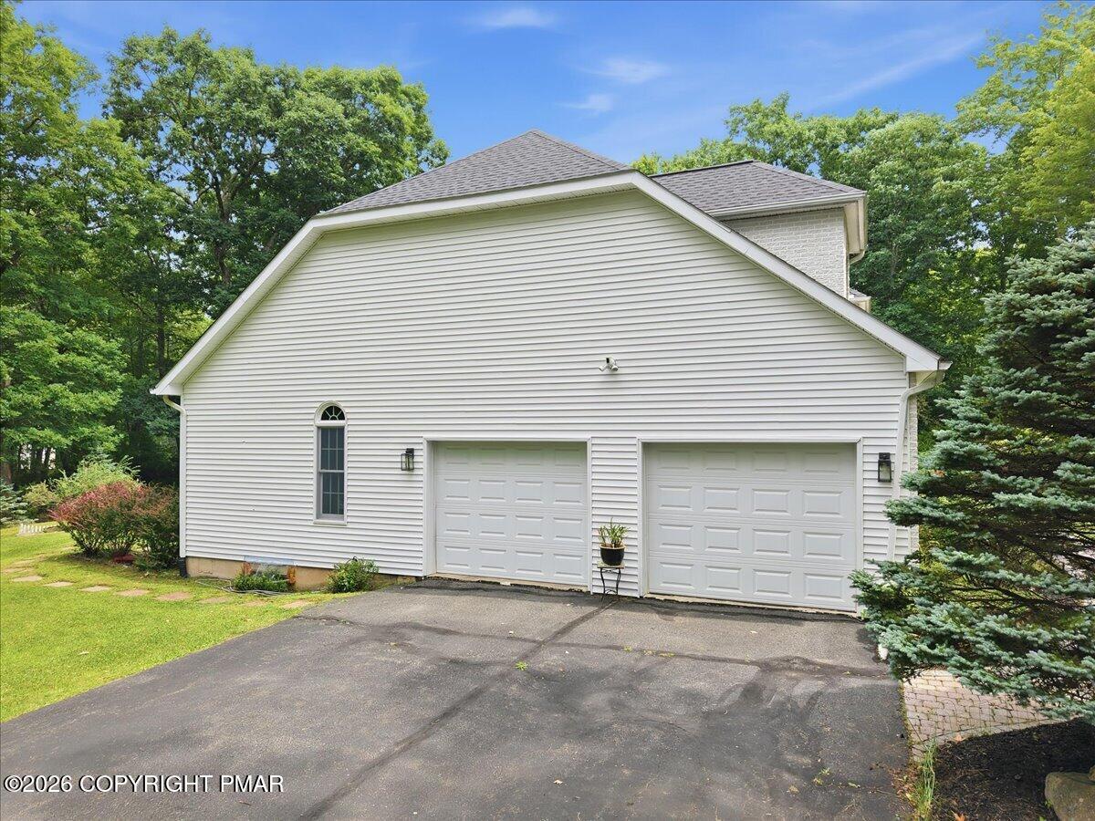 498 Twinbrook Road Wilkes Barre, PA 18702 - Photo 96 of 121 094-093_dji_fly_20260715_114316_0105_178
