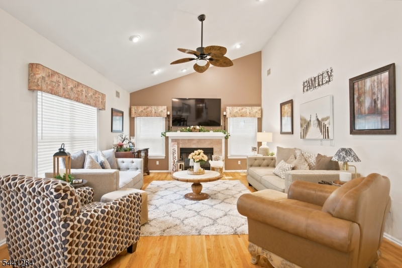 6 Drift Road Freehold, NJ 07728 - Photo 21 of 26