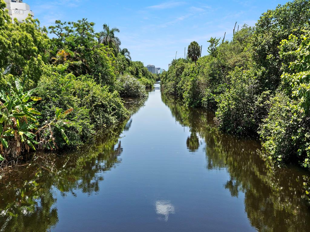 3301 Northeast 14th Court Fort Lauderdale, FL 33304 - Photo 11 of 12