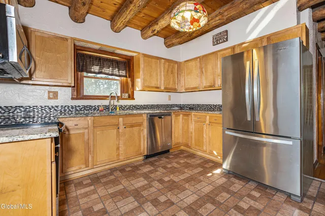 $309,900 | 113 Diane Lane, Troy, NY 12182