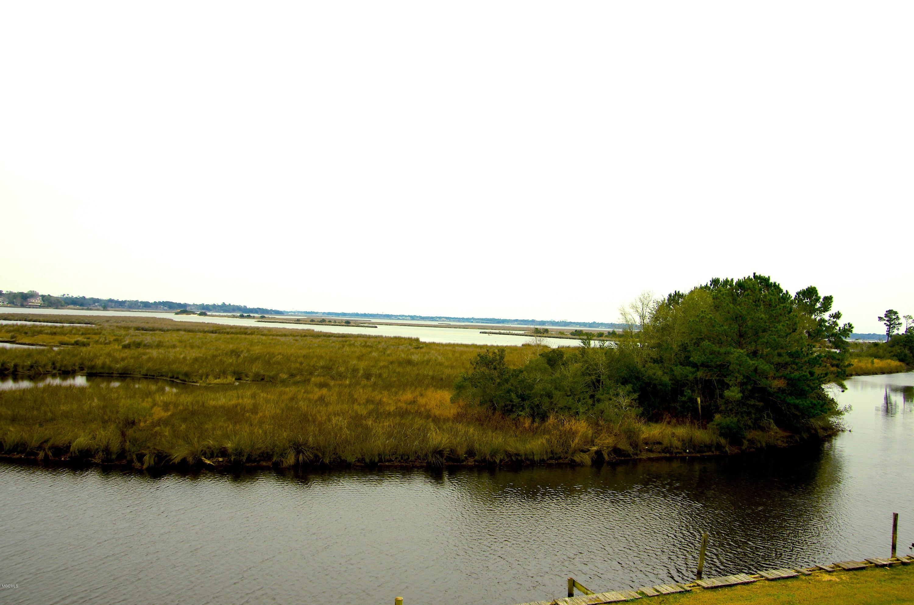 10049 East Shorecrest Road Biloxi, MS 39532 - Photo 17 of 32 Beautiful View