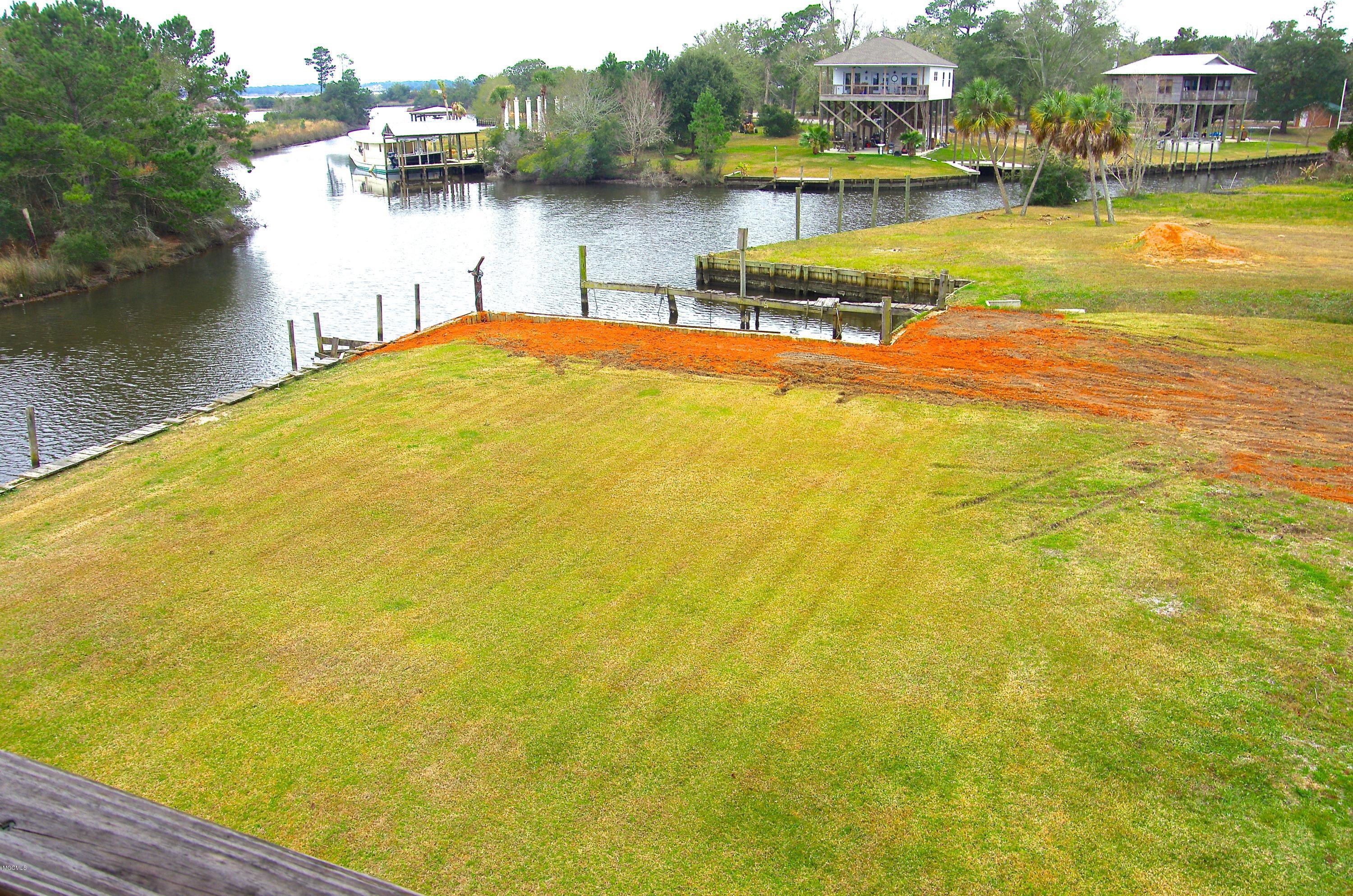 10049 East Shorecrest Road Biloxi, MS 39532 - Photo 6 of 32 Aerial View