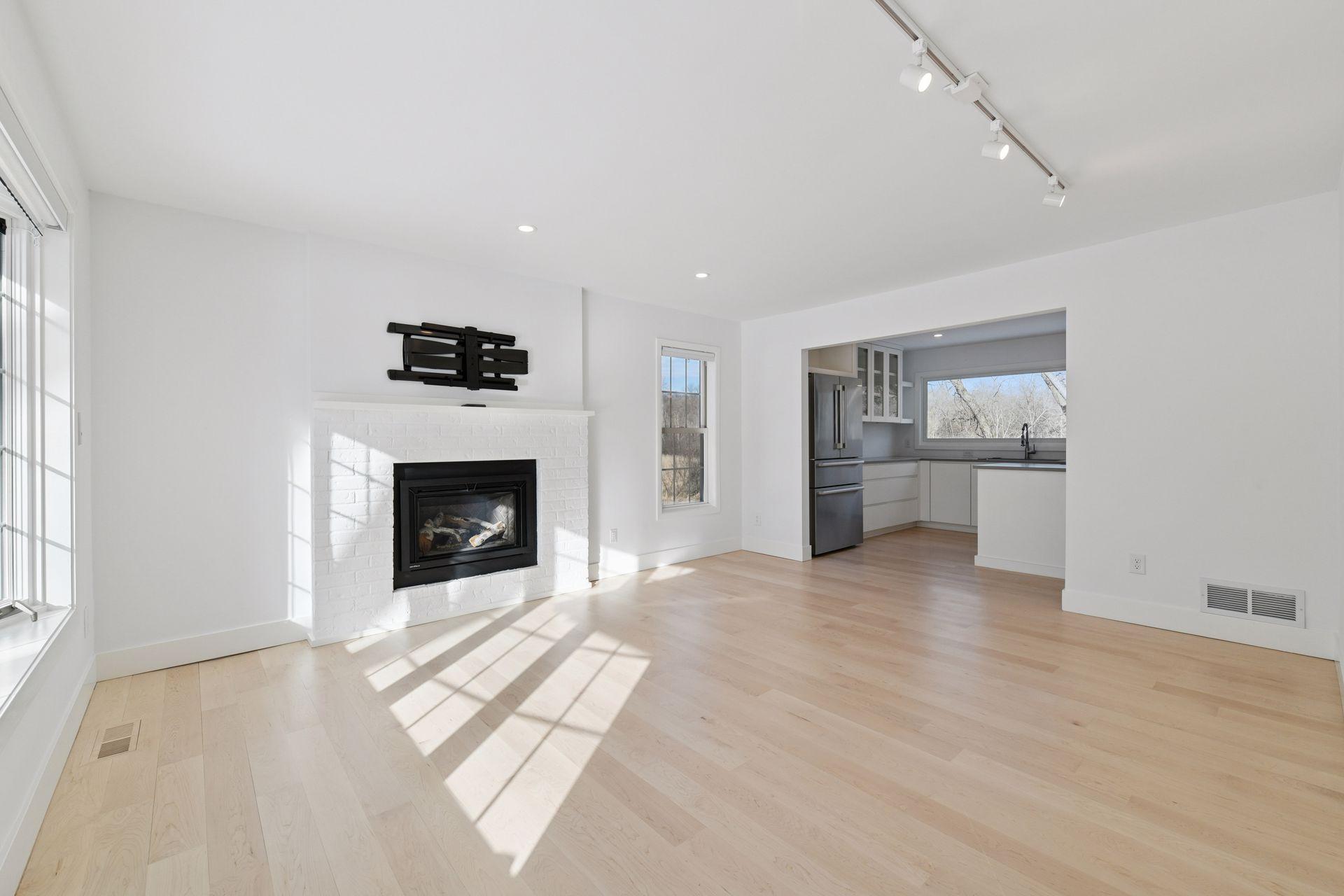 19415 Vine Ridge Road Excelsior, MN 55331 - Photo 11 of 66