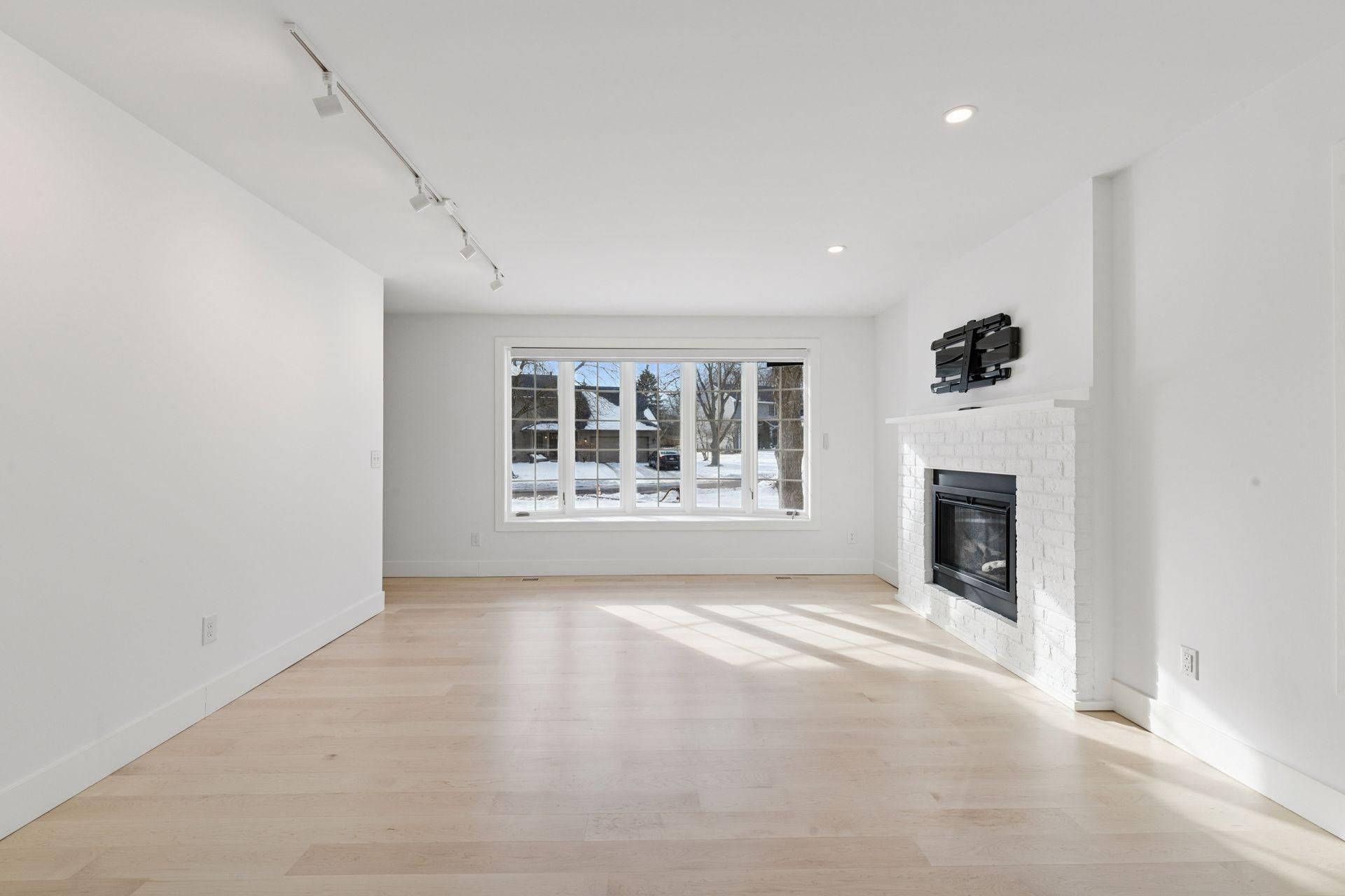 19415 Vine Ridge Road Excelsior, MN 55331 - Photo 13 of 66