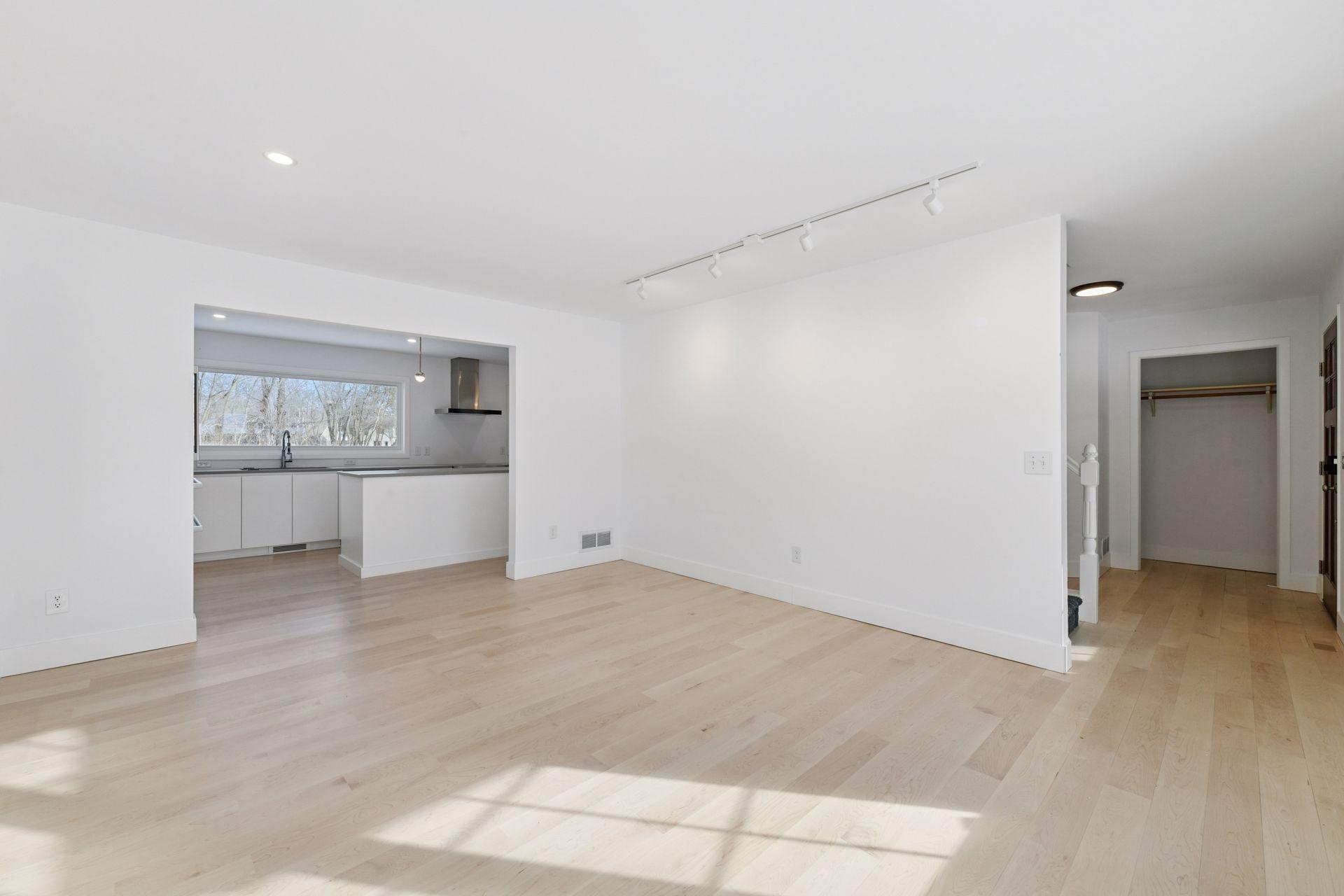 19415 Vine Ridge Road Excelsior, MN 55331 - Photo 14 of 66