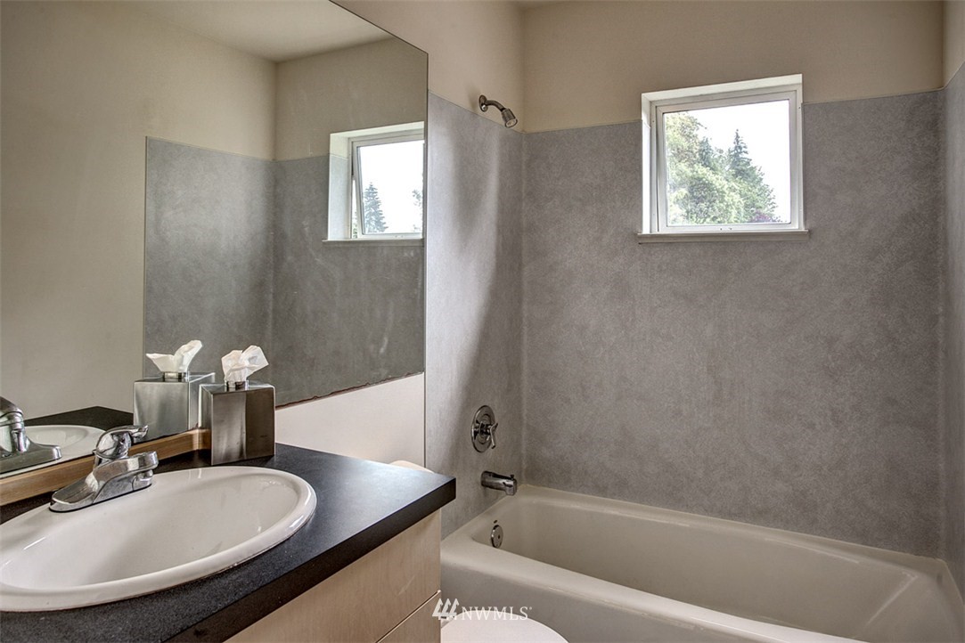 1010 3rd Street Kirkland, WA 98033 - Photo 12 of 15