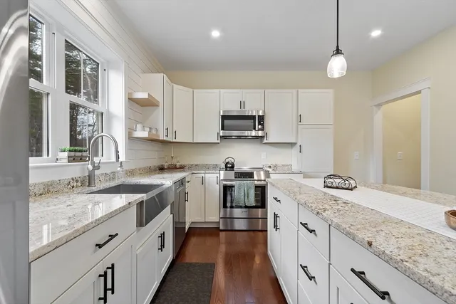 $1,199,900 | 13 Kay's Walk, Unit 13, Carlisle, MA 01741