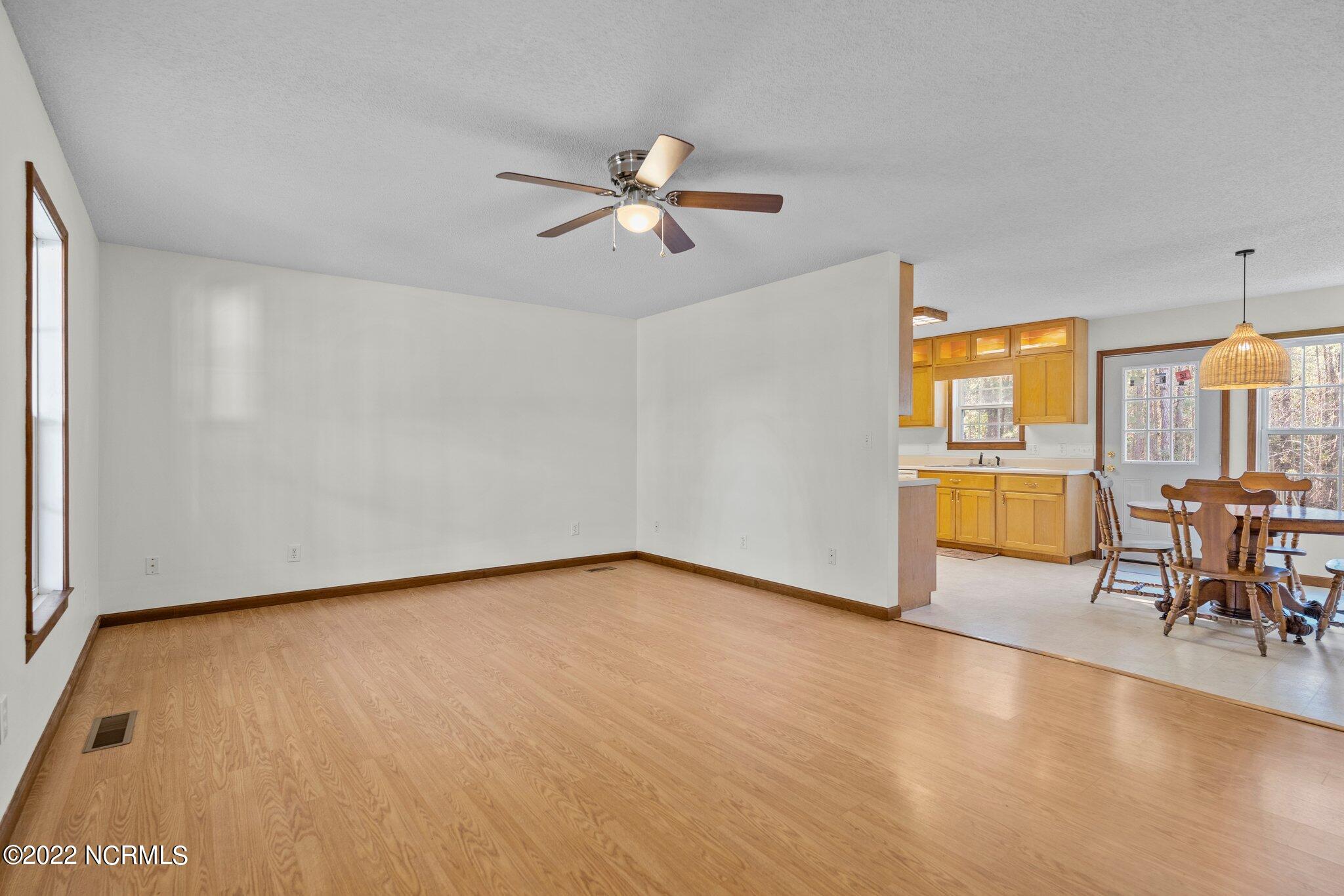 603 Calabash Road Northwest Calabash, NC 28467 - Photo 27 of 52 30-web-or-mls-DSC09511
