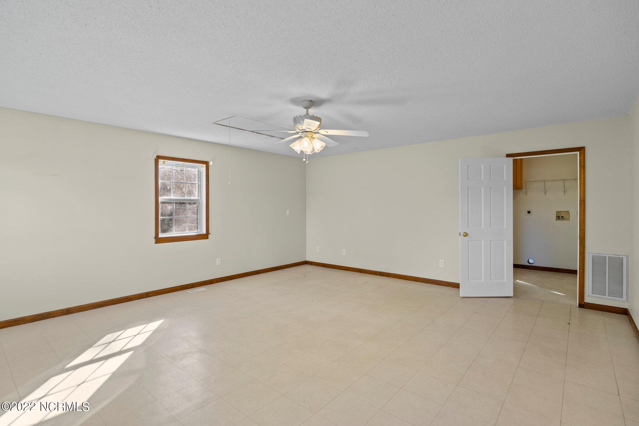 603 Calabash Road Northwest Calabash, NC 28467 - Photo 37 of 52 41-web-or-mls-DSC09553